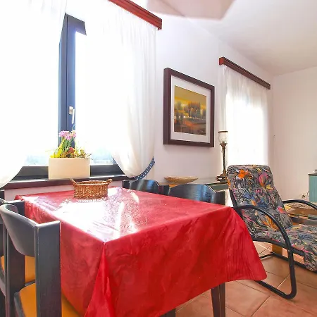Velimir 421 Apartment
