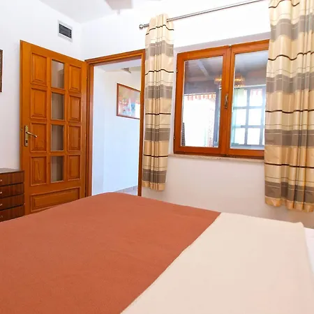 Velimir 421 Apartment *