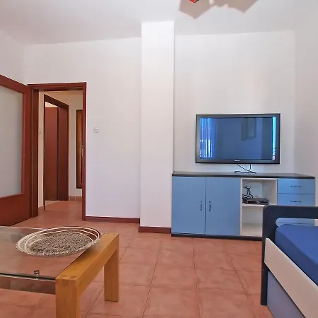 Velimir 421 Apartment Fazana